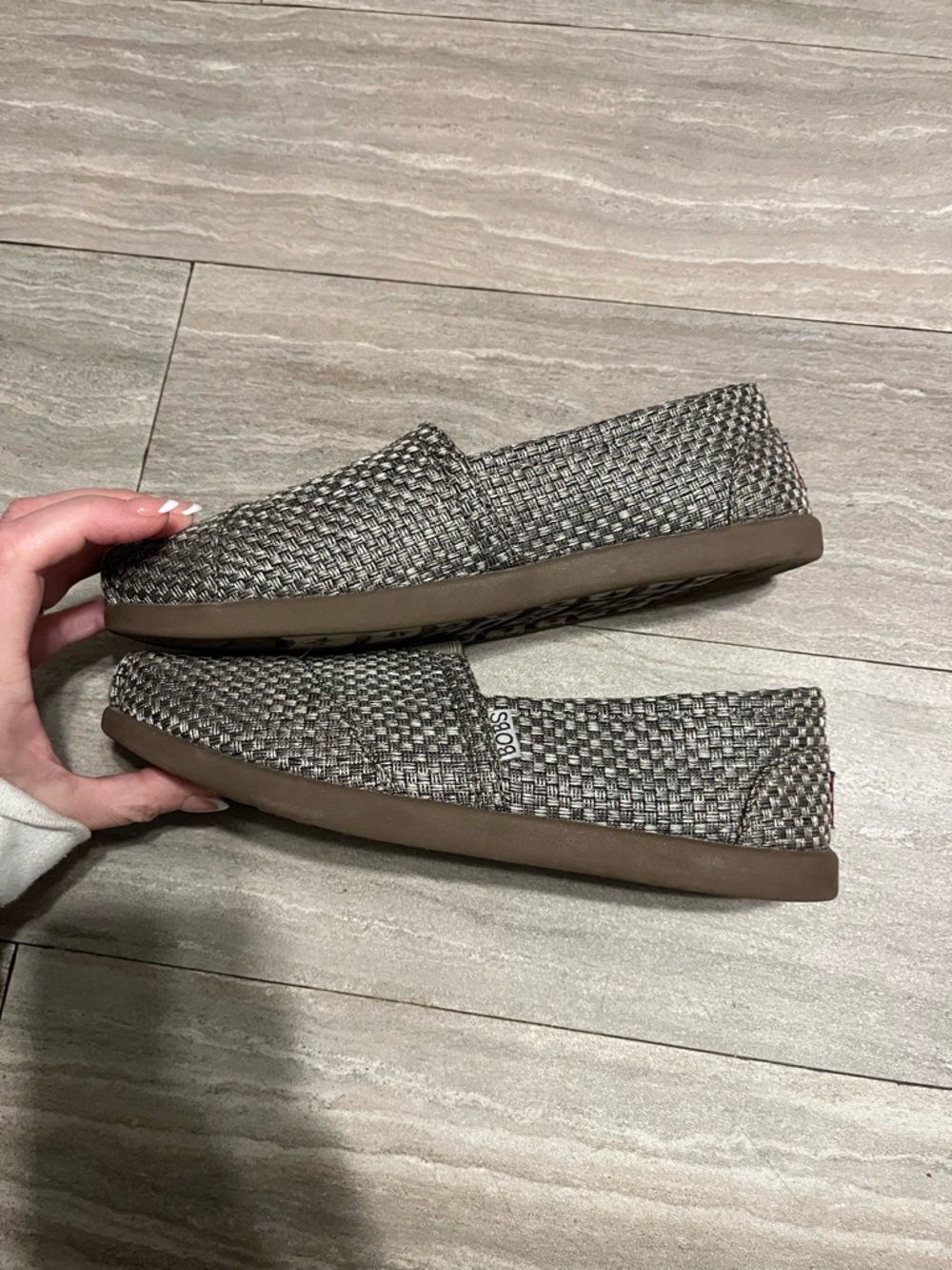 BOBS Skechers Womens Size 8 Woven Silver Gray  Slip On Shoes Flats - Picture 6 of 9